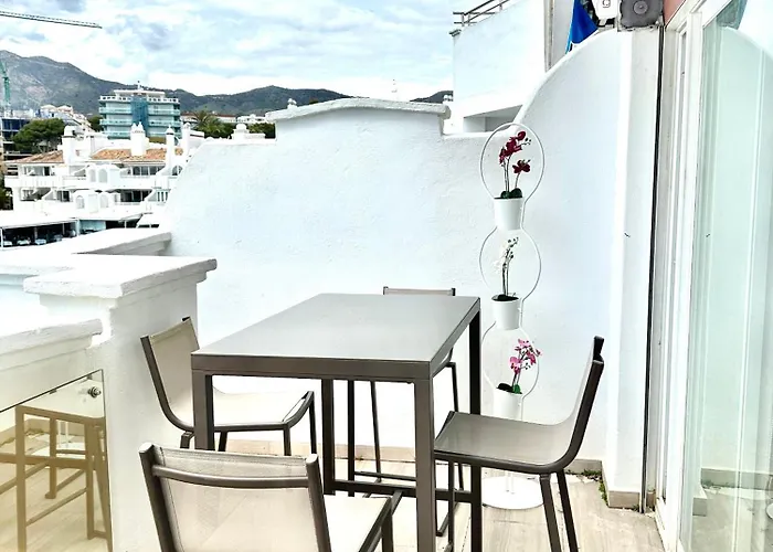 Wonderful Apartment In Puerto Marina